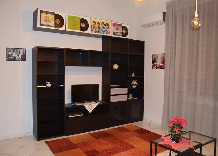 Diana E AtteoneAlbergo